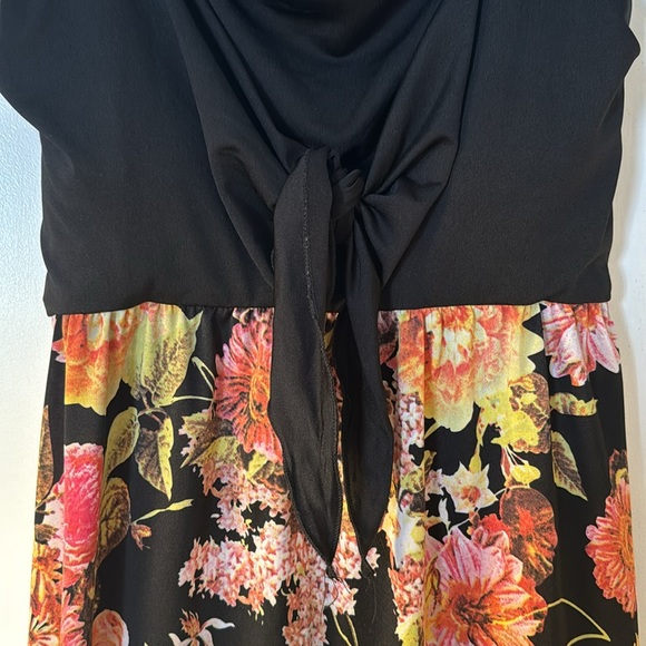 Floral maxi dress - Picture 2 of 4